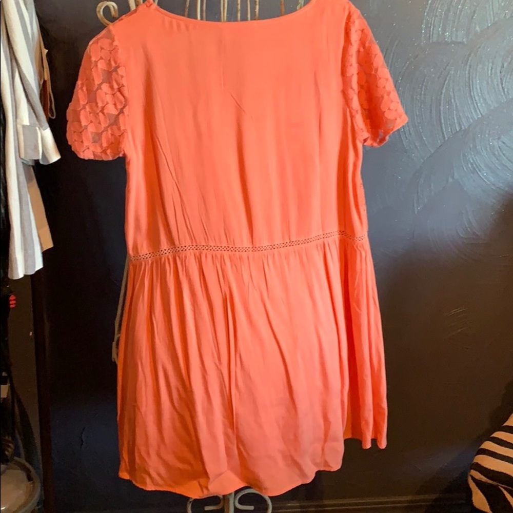 Dress - Picture 2 of 4